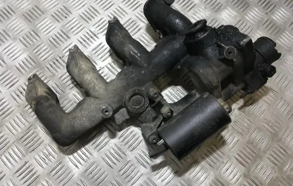 Volvo S40, V40 Intake manifold 82000350