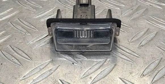 Toyota Auris E180 Number plate light