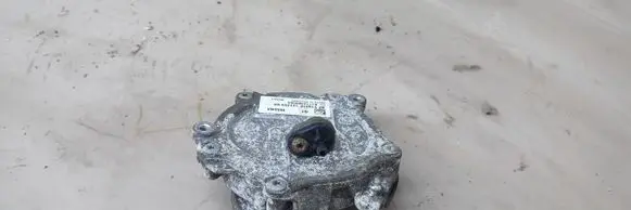 Vacuum pump