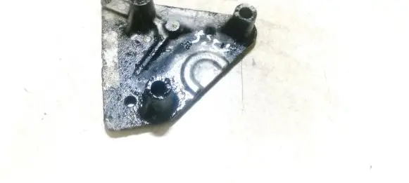 Opel Astra G Engine mounting bracket