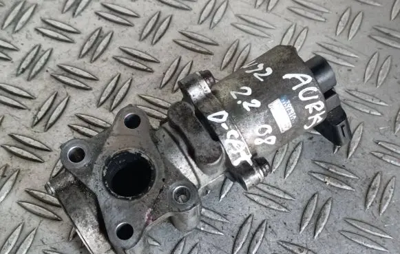 Toyota Auris 150 EGR valve 256200R011 VN1350007141