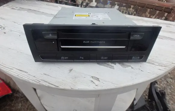 Audi S5 Navigation unit CD/DVD player 