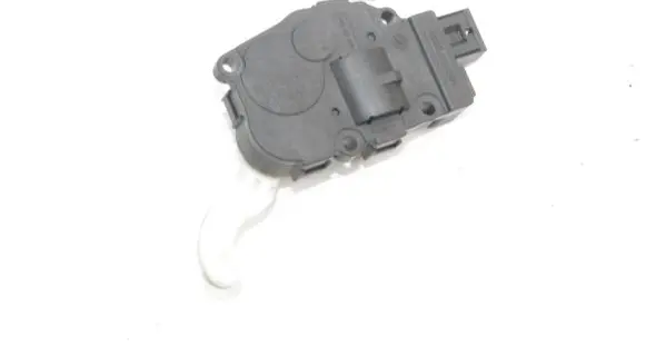 Jaguar F-Pace Air flap motor/actuator 412650750