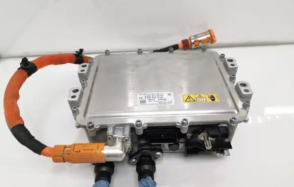 Mercedes-Benz EQC Voltage converter inverter A0003424800 A0003421000 EVD453001S