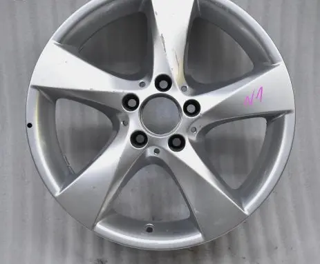 Mercedes-Benz Vito Viano W447 R17 alloy rim 