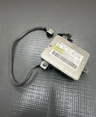 Audi A5 8T 8F Headlight ballast module Xenon 8K0941597 033689 10R023689