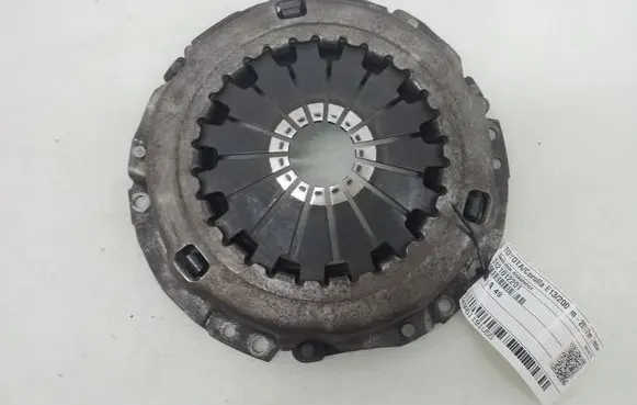 Toyota Corolla E120 E130 Pressure plate 3121012201