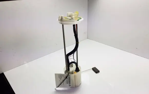 Maserati GranTurismo Mechanical fuel pump 0580315143