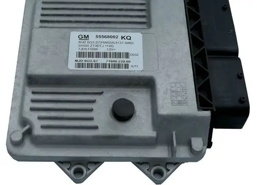 Opel Corsa D Engine control unit/module 55568002