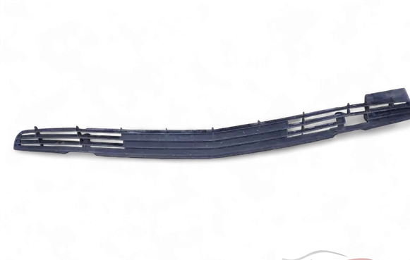Audi 200 Front bumper lower grill