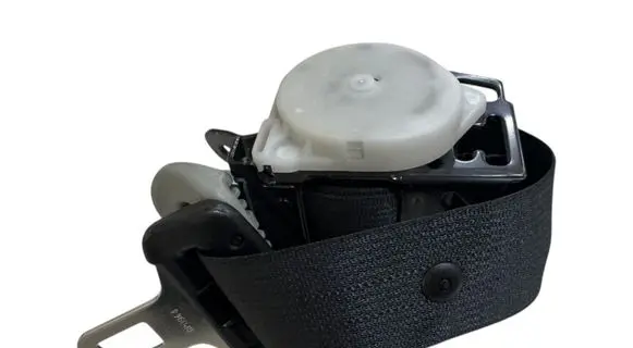 Mitsubishi i-MiEV Rear seatbelt TKAB0N731 C71335L10