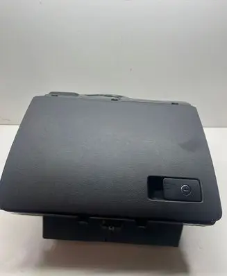 Volkswagen PASSAT B6 Glove box 3C1857114 P0108696 T002422612