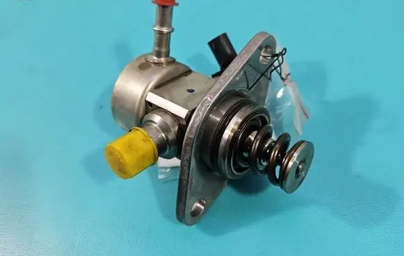 Peugeot 2008 I In-tank fuel pump 9805614880 IMPRK1601957