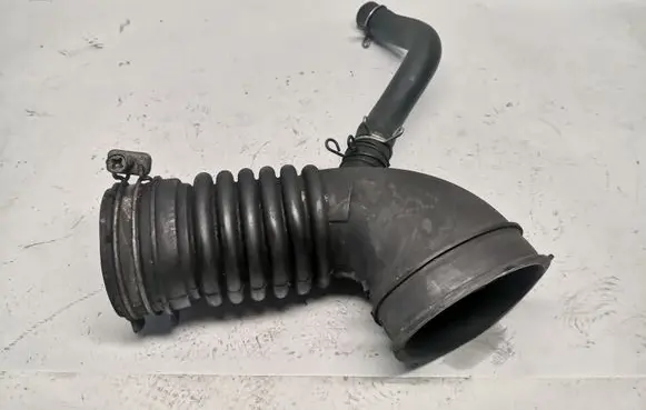 Lexus IS 220D-250-350 Turbo air intake inlet pipe/hose 1788126070 1788026010