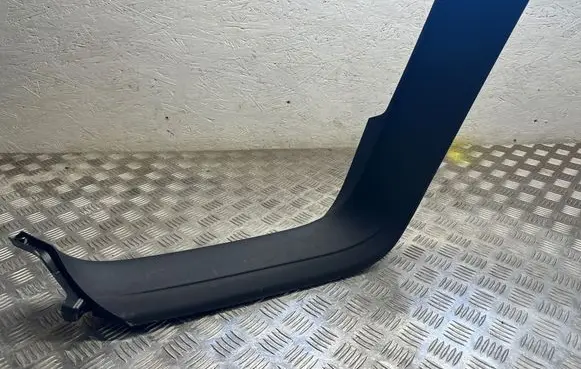 Mercedes-Benz GLC C253 Tailgate trim A2537401100