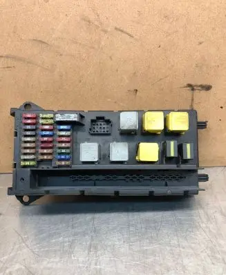 Mercedes-Benz Sprinter W906 Fuse module A9065454201 518817507