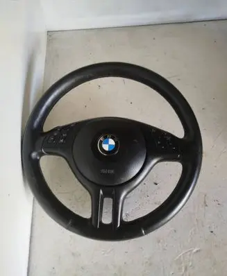 BMW 5 E39 Steering wheel 6915799 900250950001 01284025