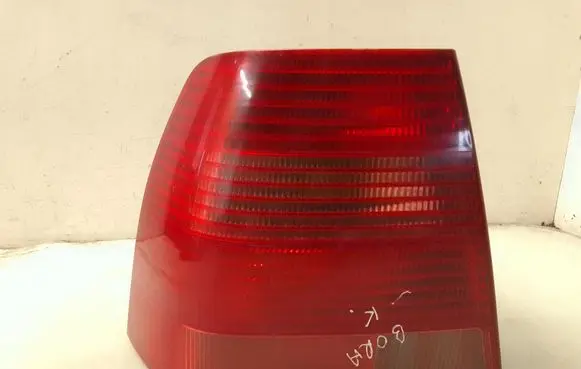 Volkswagen Bora Rear/tail lights 1J5945095AC