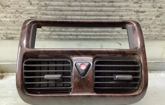 Dash center air vent grill