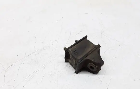 Mercedes-Benz Sprinter W901 W902 W903 W904 Engine mount bracket 9012412513