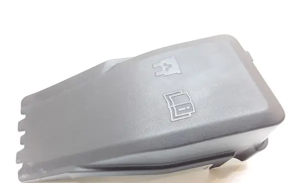 Volvo V60 Fuse box cover 31337340