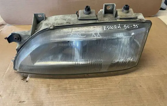 Ford Escort Headlight/headlamp 93AG13006AA COSSWORTH