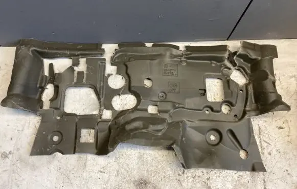 Volkswagen Multivan T6 Sound insulation of firewall 7E5863923A