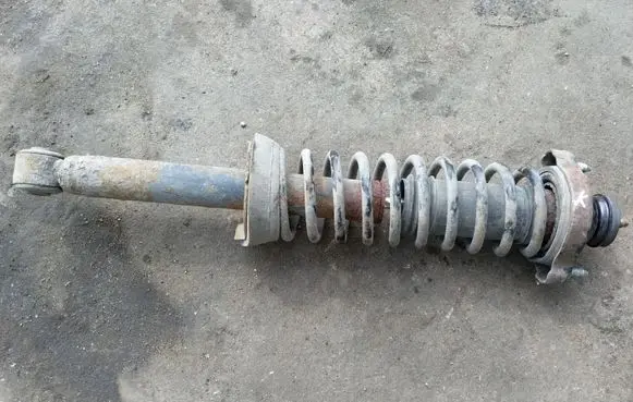 Volvo S40, V40 Rear shock absorber/damper