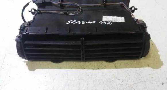 Audi A6 S6 C4 4A Dash center air vent grill 4a1820951
