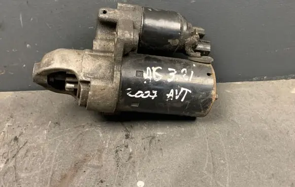 Audi A4 S4 B7 8E 8H Starter motor 1005831420