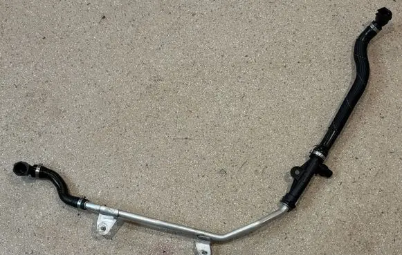 BMW X5 G05 Engine coolant pipe/hose 8470070