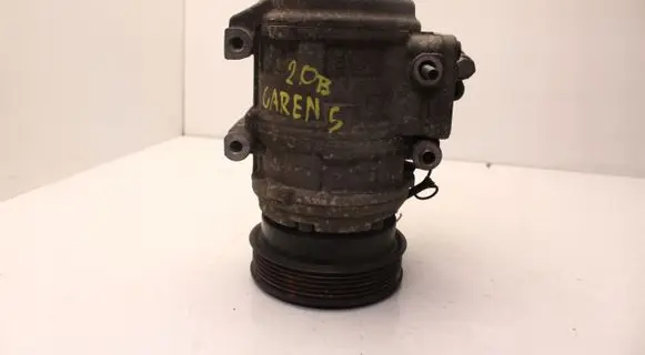 KIA Carens II Air conditioning (A/C) compressor (pump) 977011D100