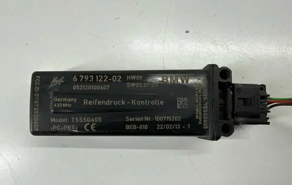BMW X1 E84 Tire pressure control unit 6793122 36106793122