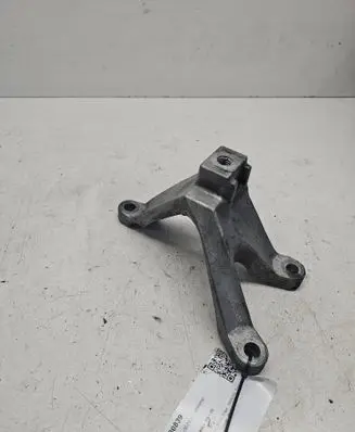 Ford Focus C-MAX Gearbox mounting bracket 3M517M125