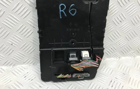 Renault Scenic II - Grand scenic II Comfort/convenience module 8200780025