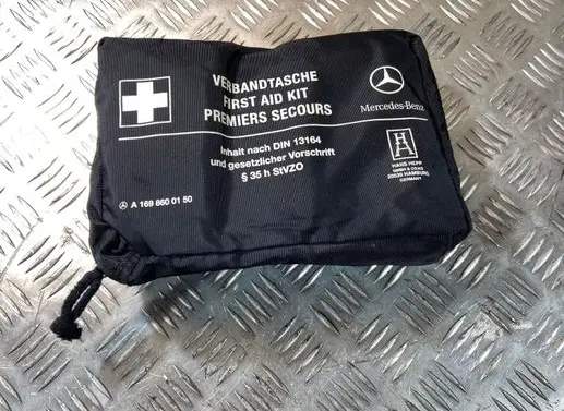 Mercedes-Benz E AMG W212 First aid kit 
