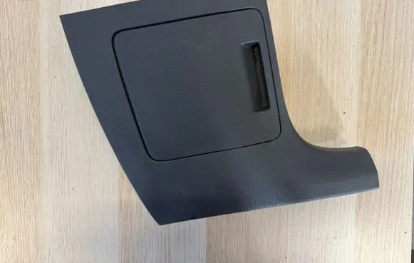 Volkswagen Polo V 6R Foot area side trim 