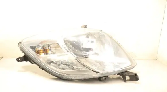 Toyota Yaris Headlight/headlamp 89901286