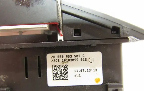 Skoda Octavia Mk3 (5E) Hazard light switch 5E0953507C