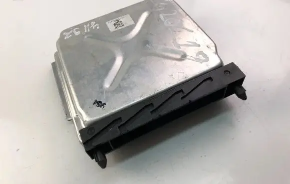 Volvo S60 Engine control unit/module ECU 30684877A