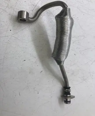 Coolant pipe/hose