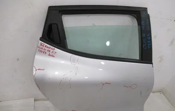 Renault Clio IV Rear door 