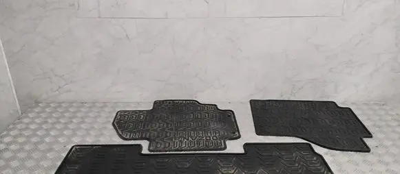 Nissan e-NV200 Car floor mat set KE7484F089