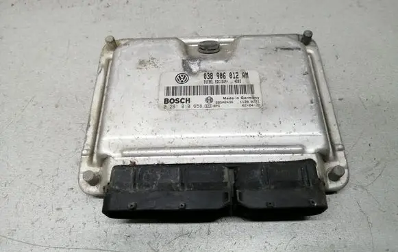Volkswagen Polo Engine control unit/module 038906012AM 0281010658