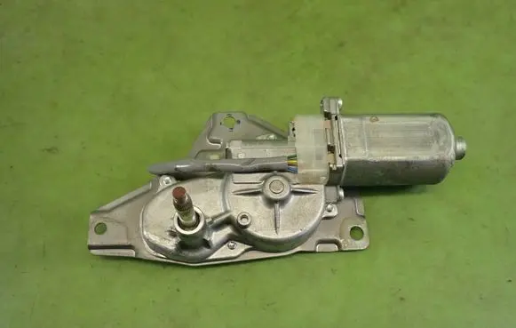 Suzuki Jimny Rear window wiper motor 259600-0040
