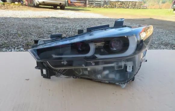 Mazda CX-5 II Headlight/headlamp KSD6-51040