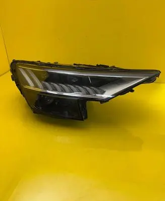 Audi RS Q8 Headlight/headlamp 4M8941036