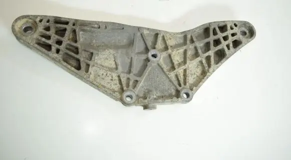 Audi A4 S4 B6 8E 8H Rear differential/diff mount bracket 8E0599287K 8E0599287L