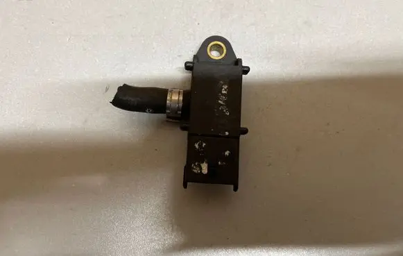Opel Astra J Crankshaft speed sensor 55566186