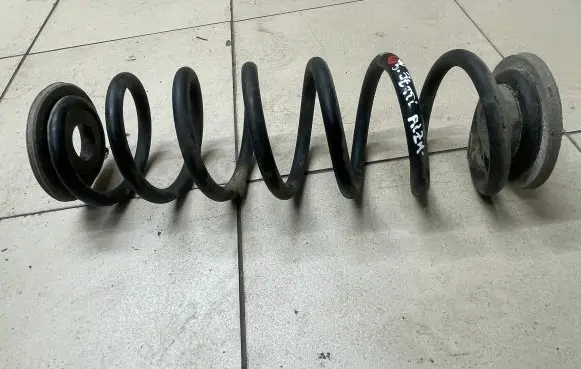 Skoda Yeti (5L) Rear coil spring